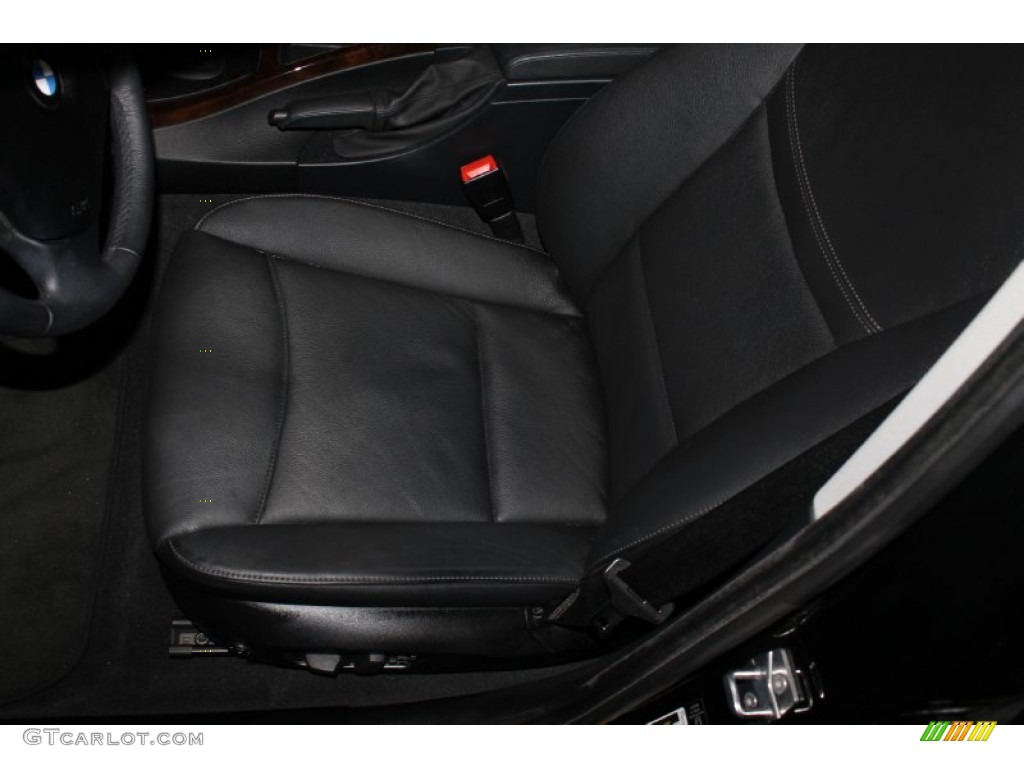 2010 3 Series 328i Sedan - Jet Black / Black photo #14