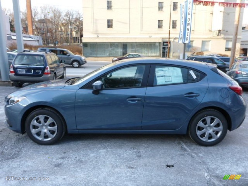 Blue Reflex Mica 2014 Mazda MAZDA3 i Sport 5 Door Exterior Photo #88875429