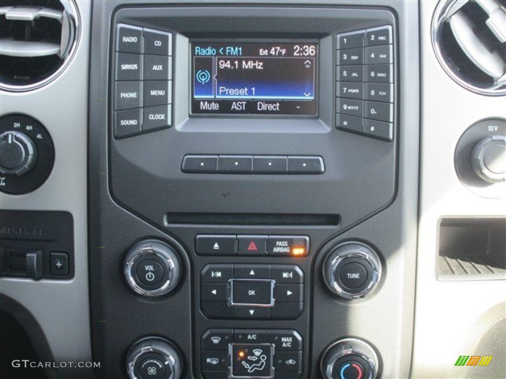 2014 Ford F150 XLT SuperCrew 4x4 Controls Photo #88876713