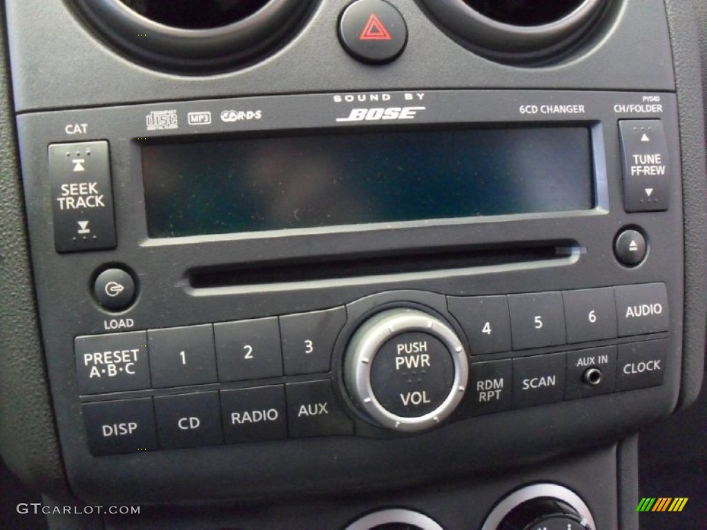 2008 Rogue SL AWD - Venom Red Pearl / Black/Red photo #14