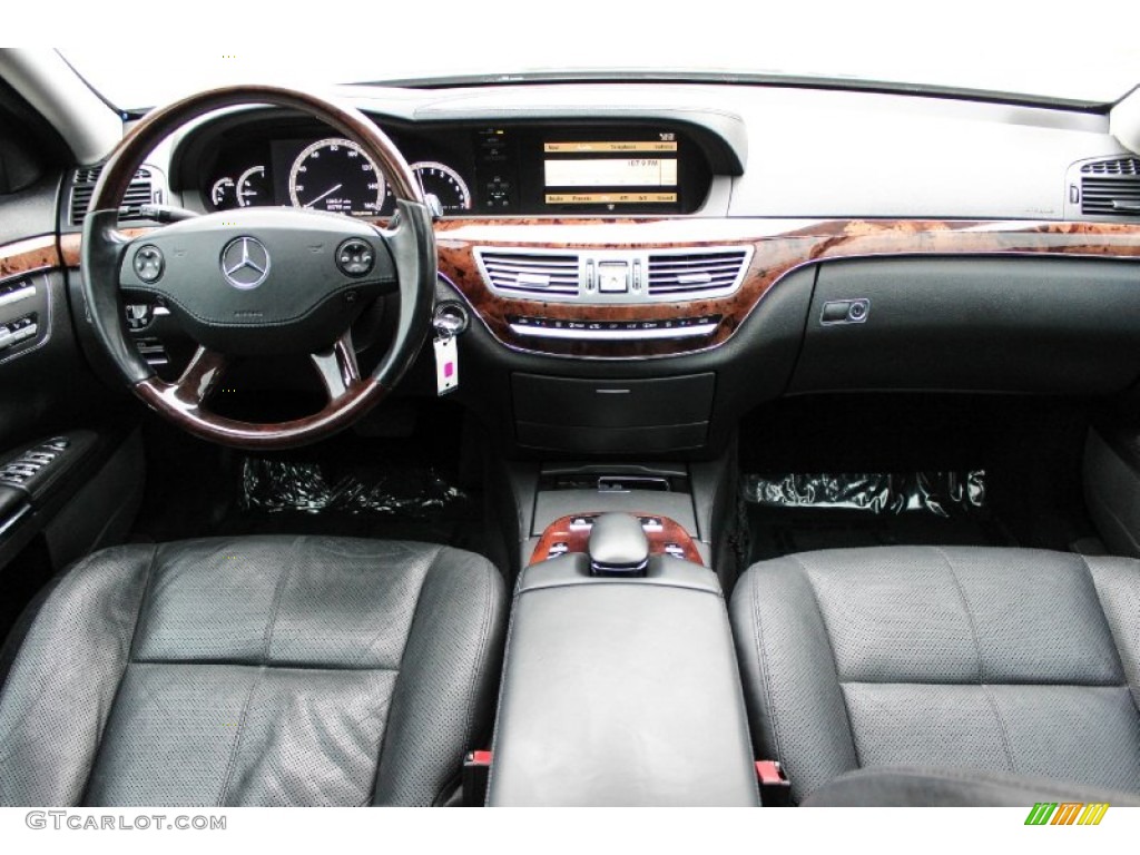2007 Mercedes-Benz S 550 Sedan Black Dashboard Photo #88878081