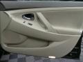 Black - Camry LE Photo No. 16