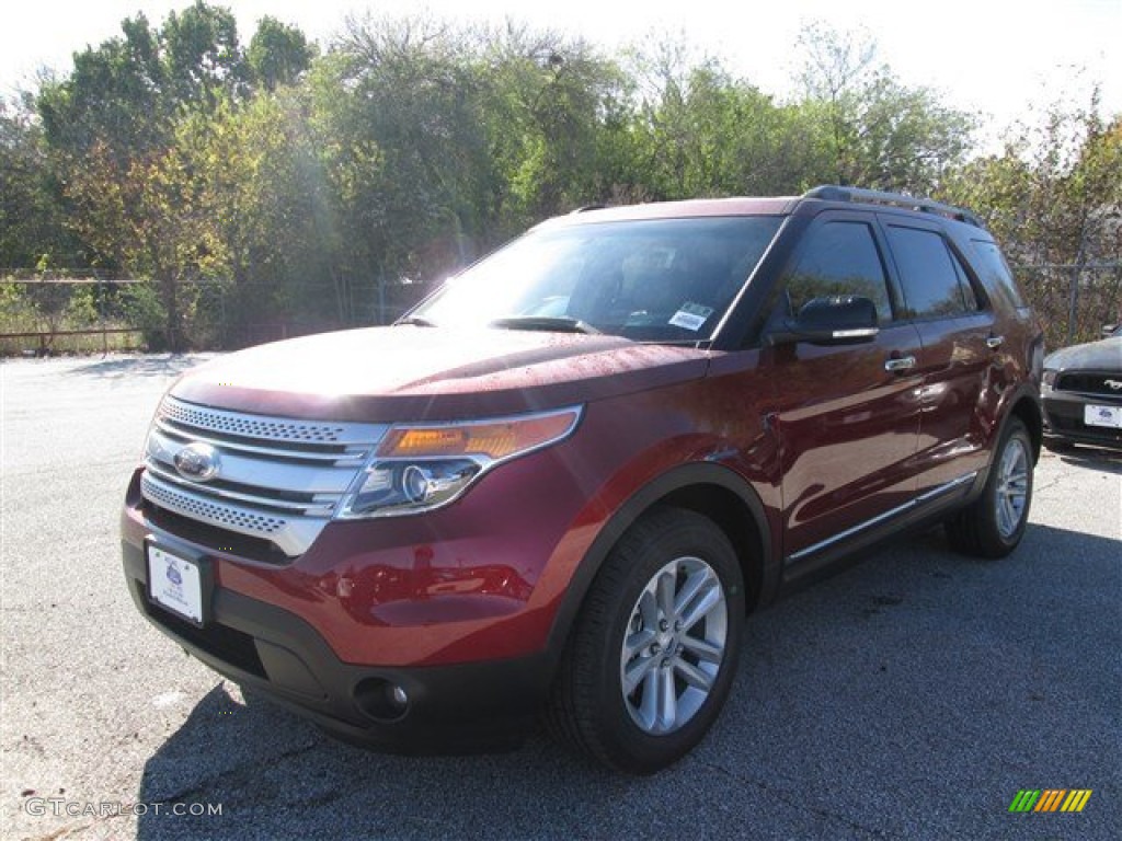 2014 Explorer XLT - Sunset / Medium Light Stone photo #1