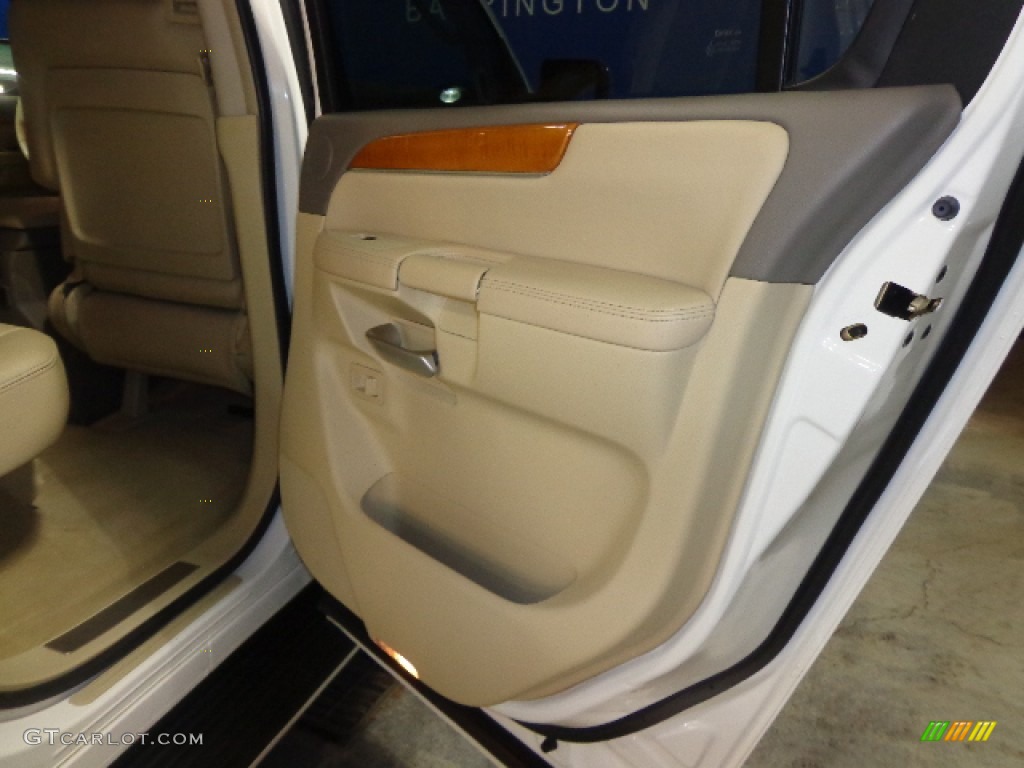 2010 QX 56 4WD - Tuscan White Pearl / Wheat photo #17