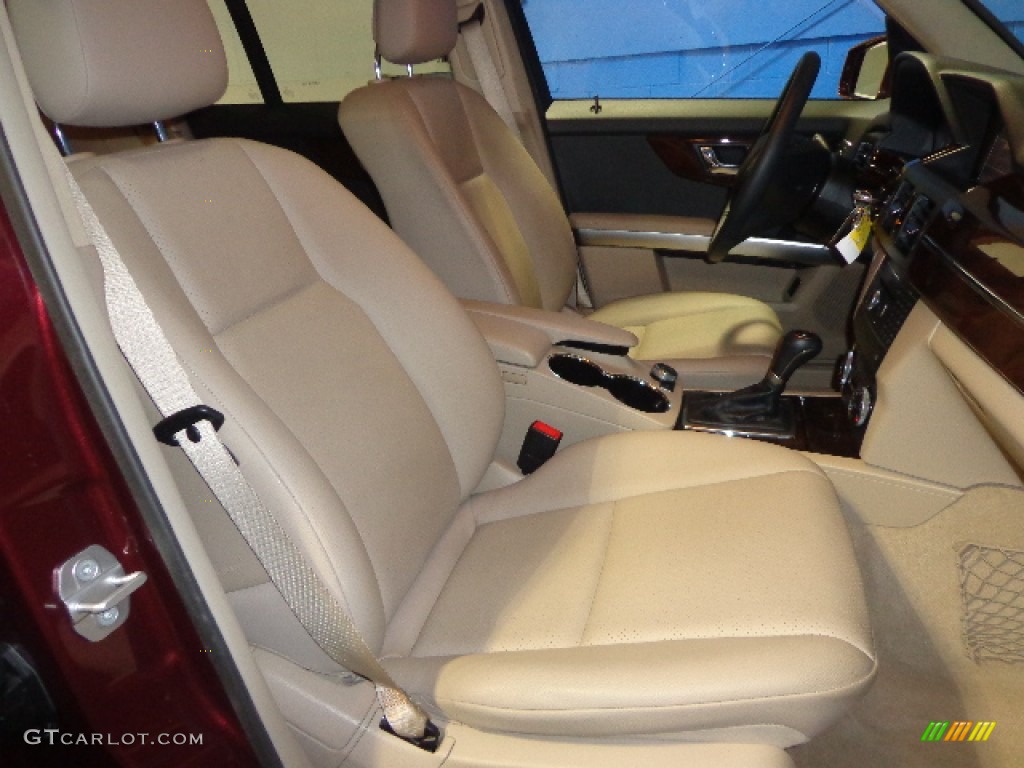 2011 GLK 350 4Matic - Barolo Red Metallic / Almond/Black photo #24