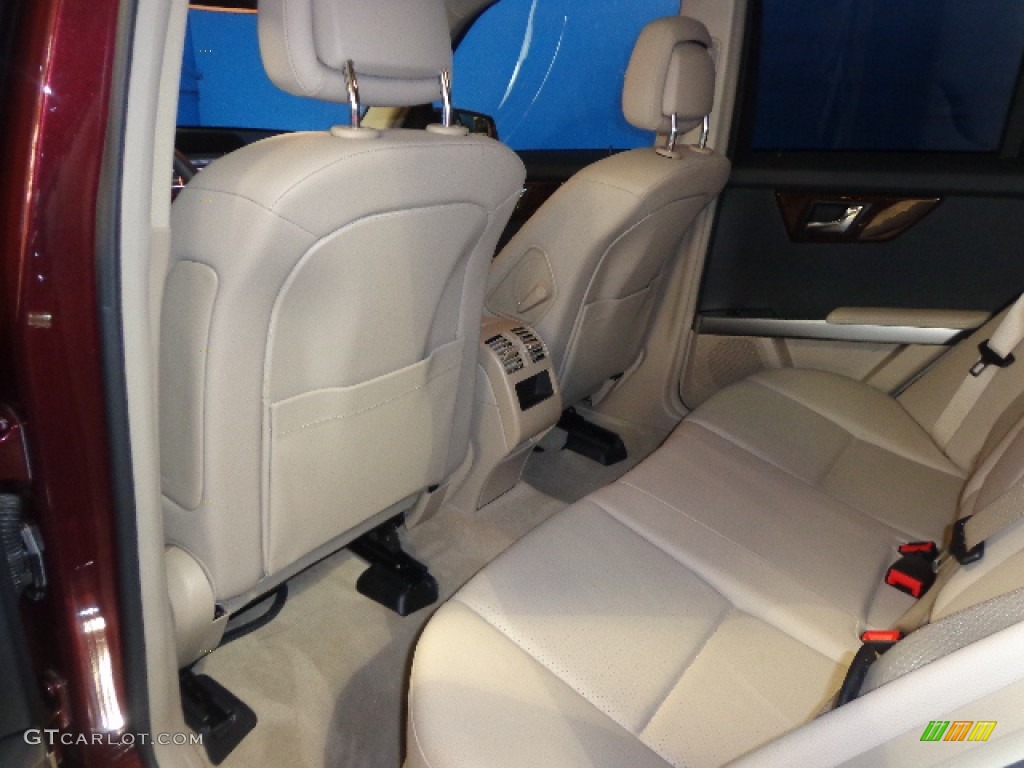 2011 GLK 350 4Matic - Barolo Red Metallic / Almond/Black photo #29