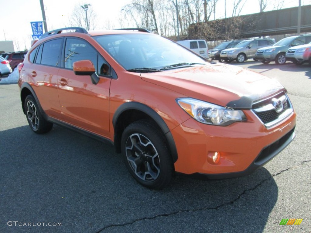 2013 XV Crosstrek 2.0 Premium - Tangerine Orange Pearl / Black photo #4