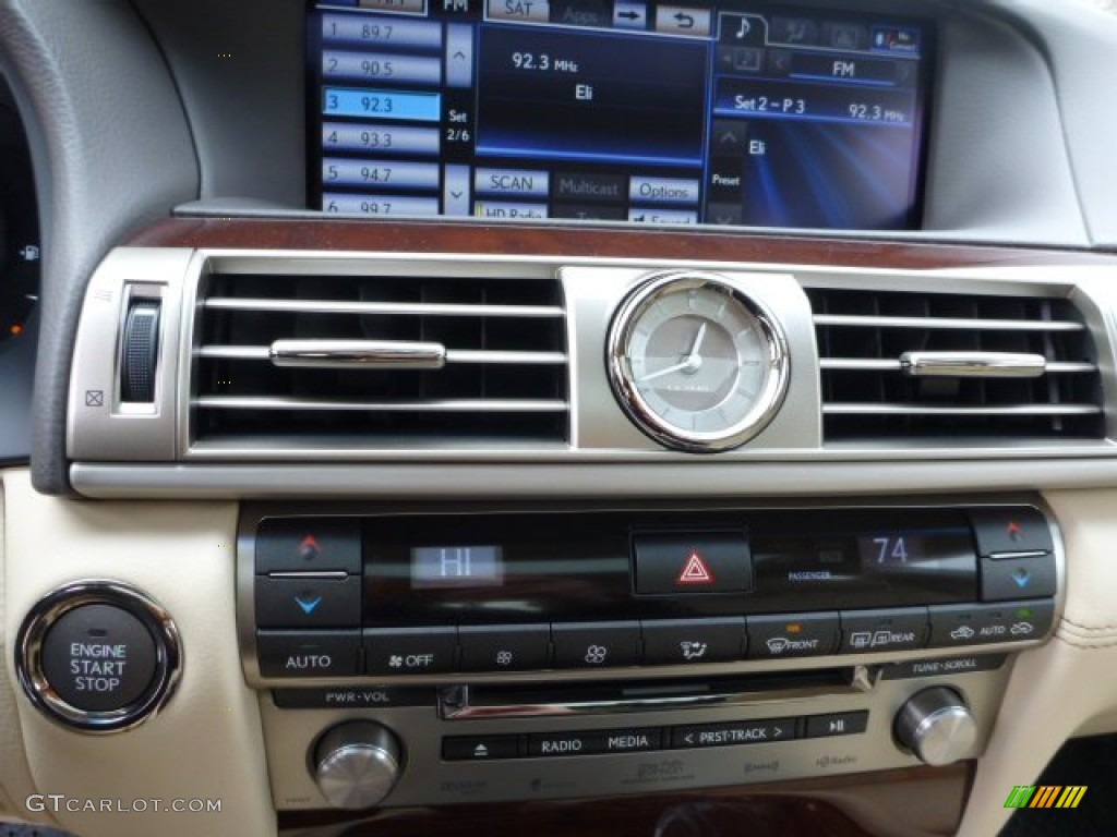 2014 Lexus LS 460 AWD Controls Photos