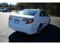Super White - Camry SE Photo No. 5