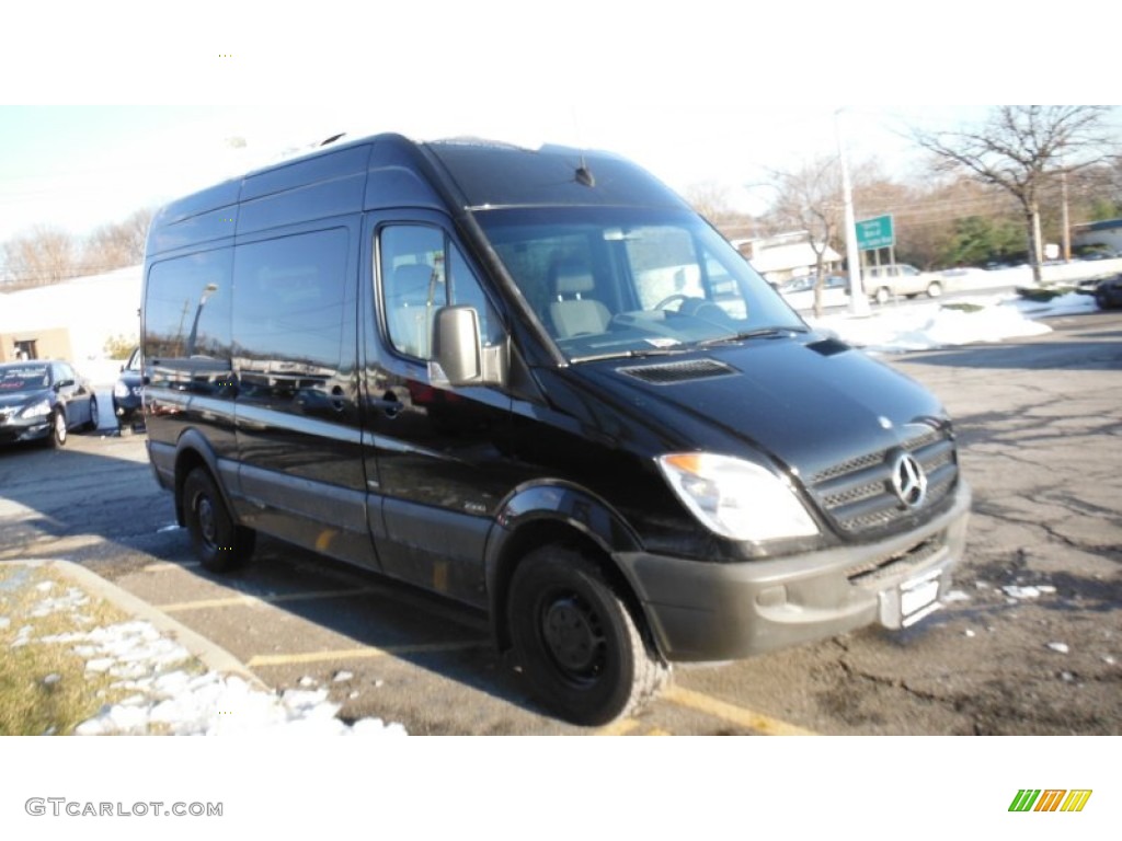 2010 Sprinter 2500 Passenger Van - Black / Black photo #7