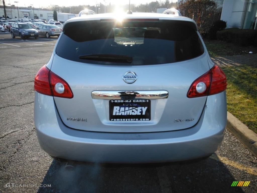 2011 Rogue SV AWD - Silver Ice Metallic / Black photo #4