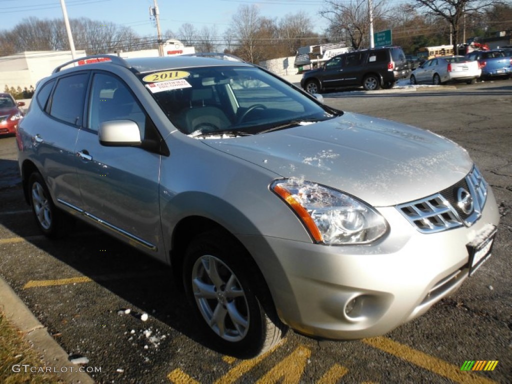2011 Rogue SV AWD - Silver Ice Metallic / Black photo #7