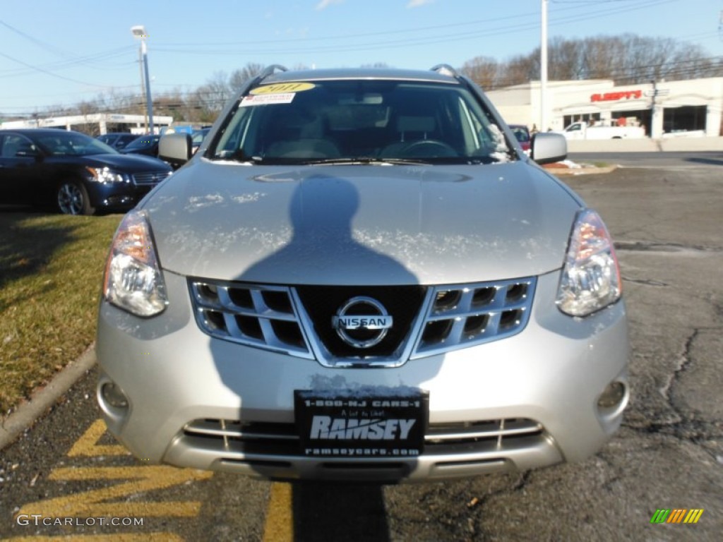 2011 Rogue SV AWD - Silver Ice Metallic / Black photo #8