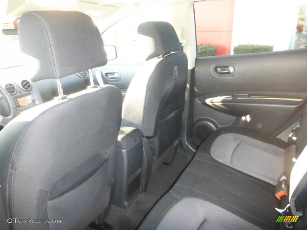 2011 Rogue SV AWD - Silver Ice Metallic / Black photo #13