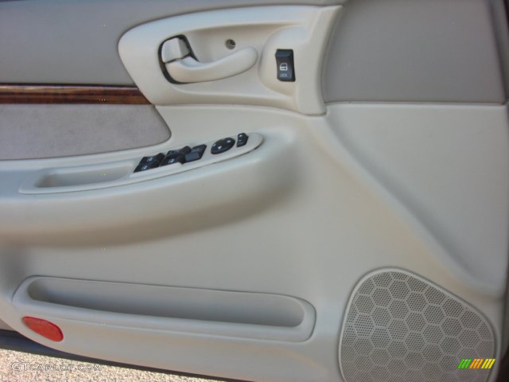 2002 Impala LS - Sandrift Metallic / Neutral photo #16