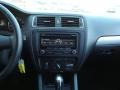 Black Uni - Jetta SE Sedan Photo No. 17
