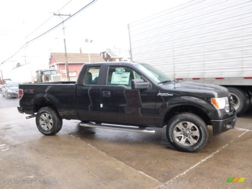 2014 F150 STX SuperCab 4x4 - Tuxedo Black / Steel Grey photo #4