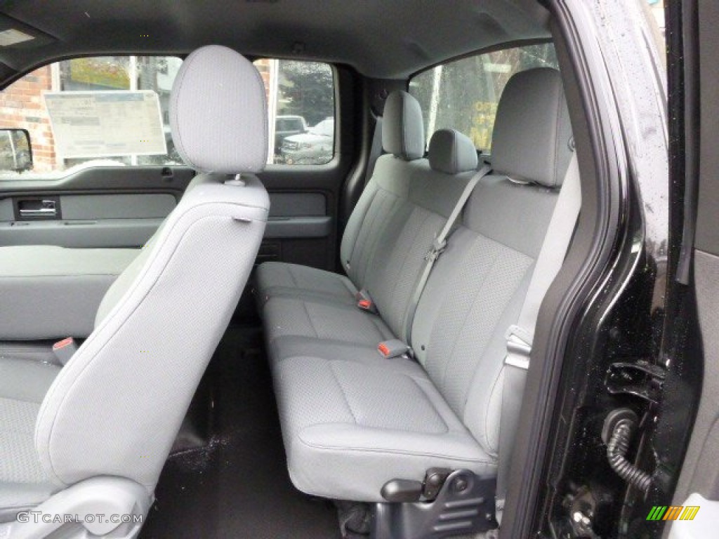 2014 Ford F150 STX SuperCab 4x4 Rear Seat Photo #88903188