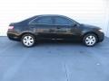 Black - Camry LE Photo No. 3