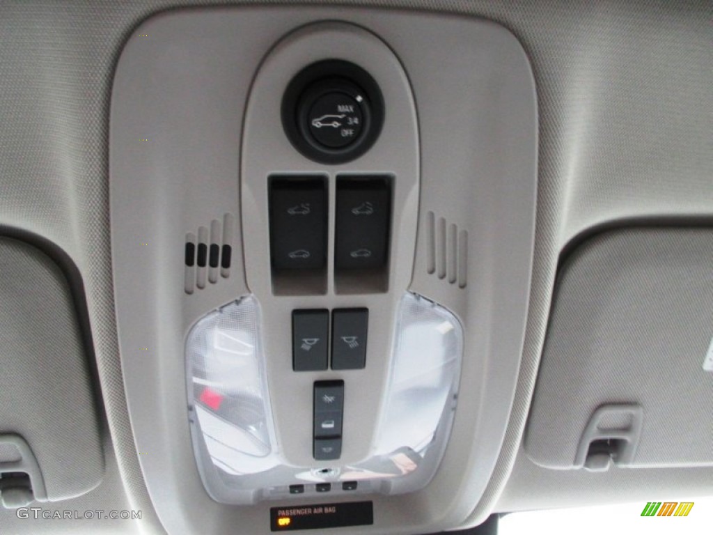 2014 GMC Terrain Denali AWD Controls Photo #88906197
