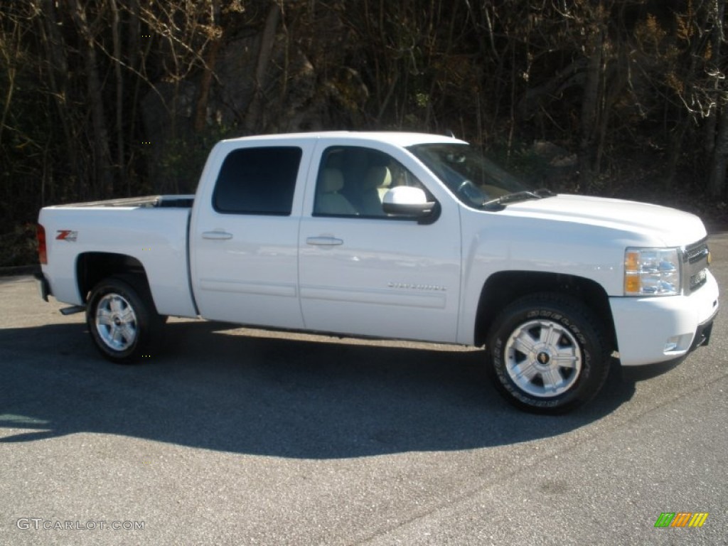 2011 Silverado 1500 LTZ Crew Cab 4x4 - Summit White / Dark Cashmere/Light Cashmere photo #2