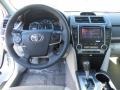 2014 Super White Toyota Camry Hybrid XLE  photo #32