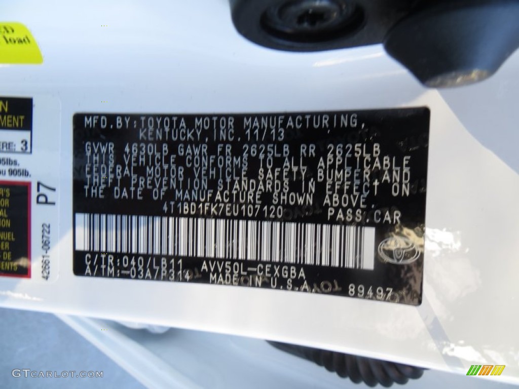 2014 Camry Hybrid XLE - Super White / Ash photo #38