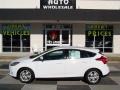 2012 Oxford White Ford Focus SEL 5-Door  photo #1