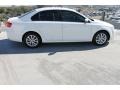 Candy White - Jetta SE Sedan Photo No. 11