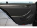Black - Jetta SE Sedan Photo No. 19