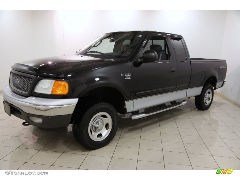 2004 F150 XLT Heritage SuperCab 4x4 - Black / Heritage Graphite Grey photo #3