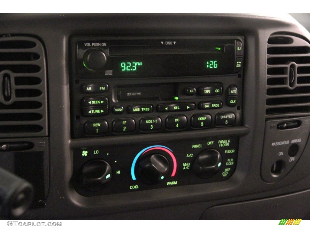 2004 F150 XLT Heritage SuperCab 4x4 - Black / Heritage Graphite Grey photo #9