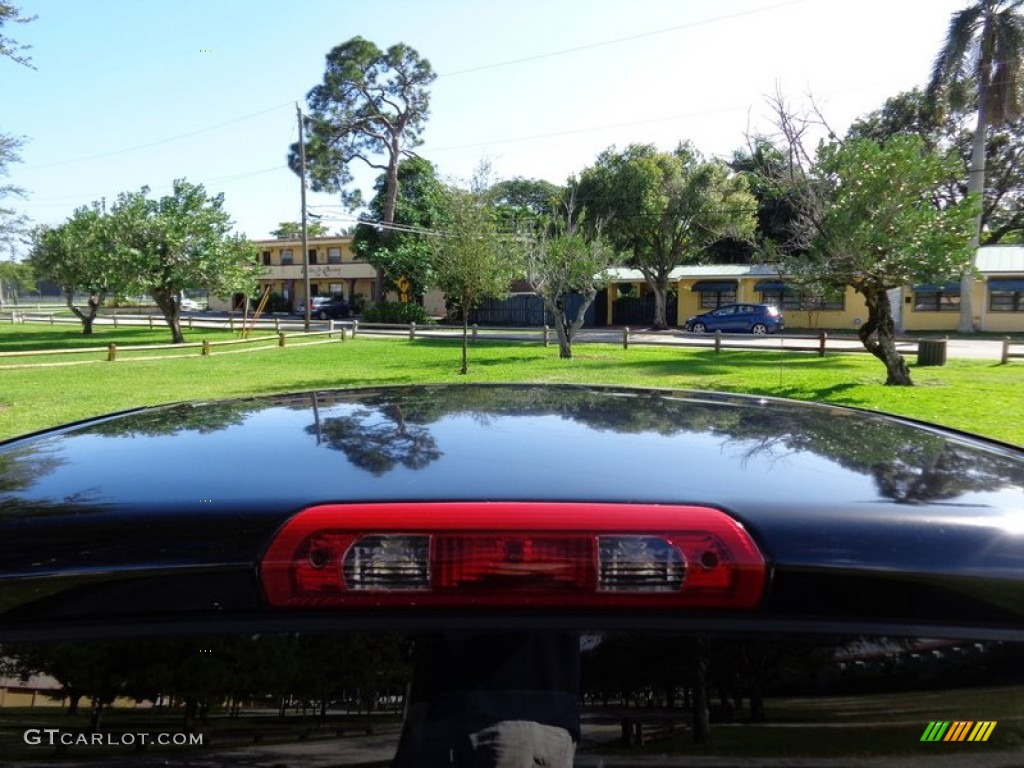 2003 Ram 1500 SLT Quad Cab - Black / Dark Slate Gray photo #39