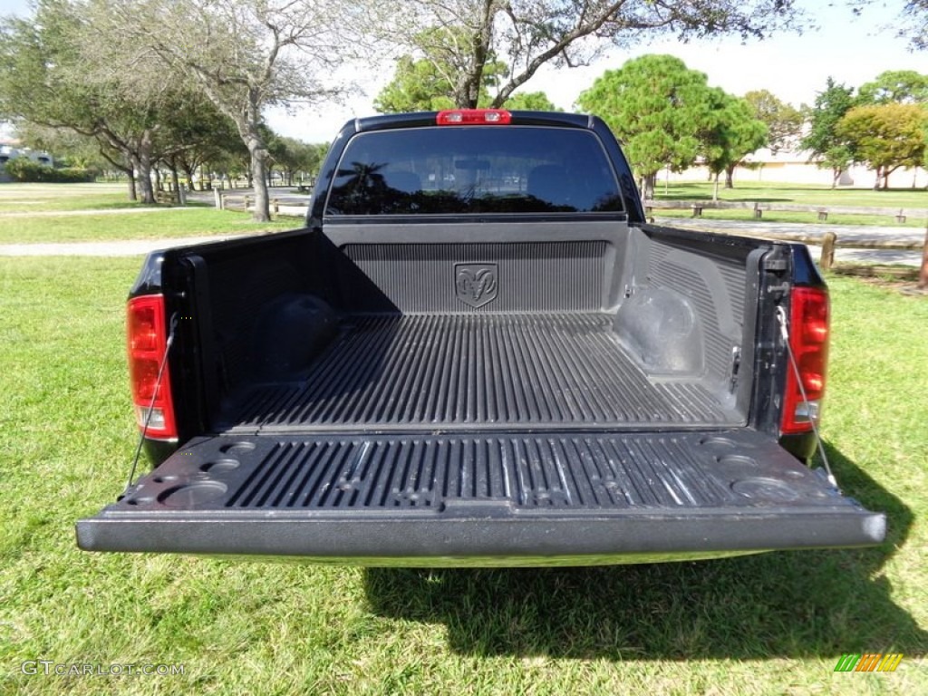 2003 Ram 1500 SLT Quad Cab - Black / Dark Slate Gray photo #46