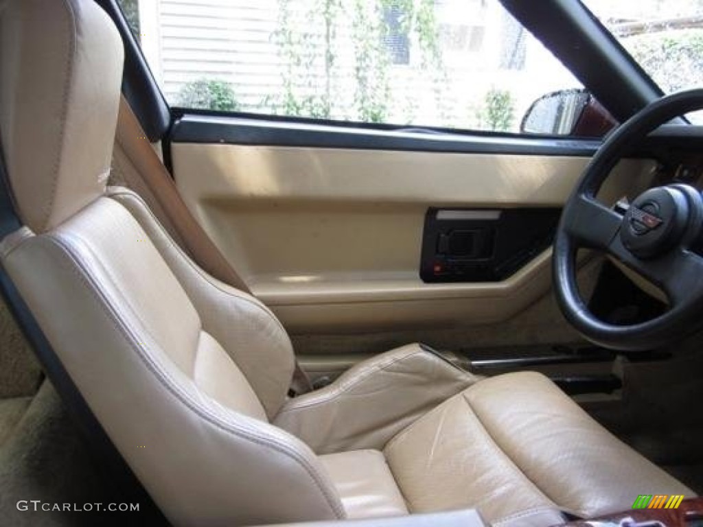1986 Corvette Coupe - Dark Red Metallic / Saddle photo #10