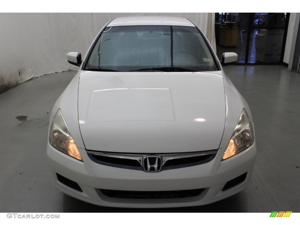 2007 Accord LX Sedan - Taffeta White / Ivory photo #2
