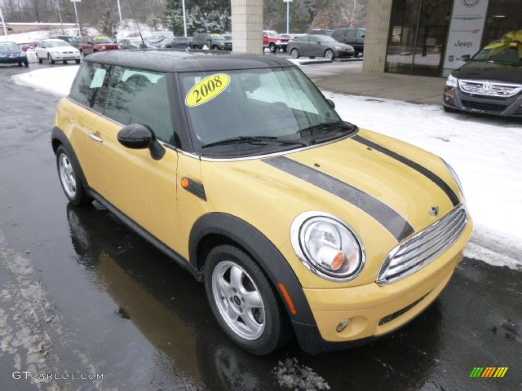 2008 Cooper Hardtop - Mellow Yellow / Grey/Black photo #2