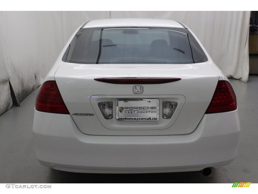 2007 Accord LX Sedan - Taffeta White / Ivory photo #5
