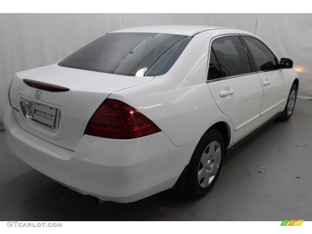 2007 Accord LX Sedan - Taffeta White / Ivory photo #6
