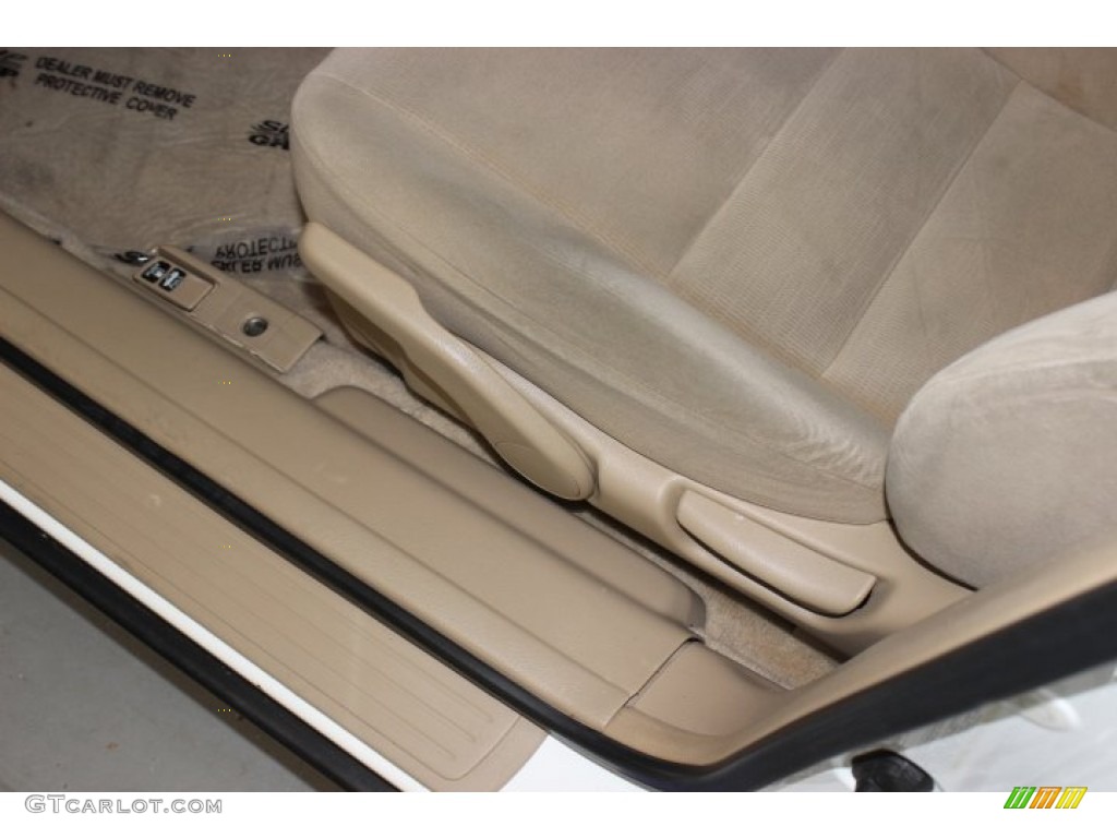 2007 Accord LX Sedan - Taffeta White / Ivory photo #15