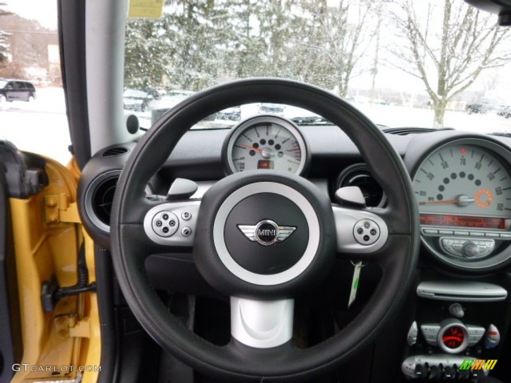 2008 Cooper Hardtop - Mellow Yellow / Grey/Black photo #18
