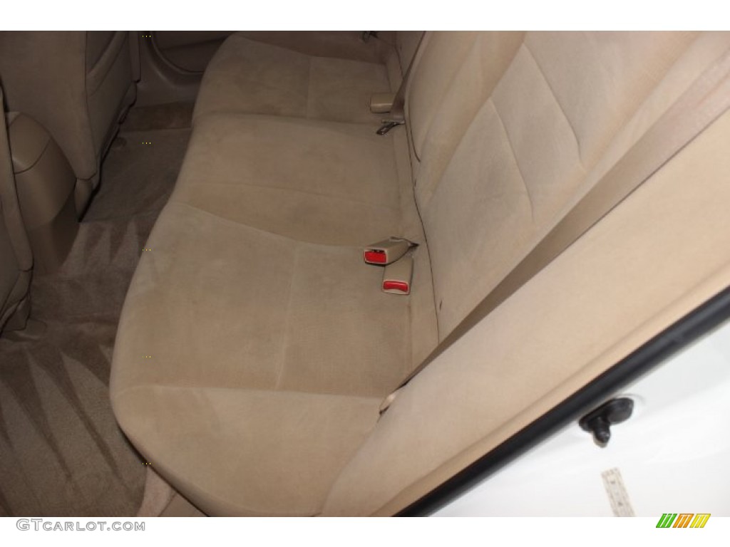 2007 Accord LX Sedan - Taffeta White / Ivory photo #27