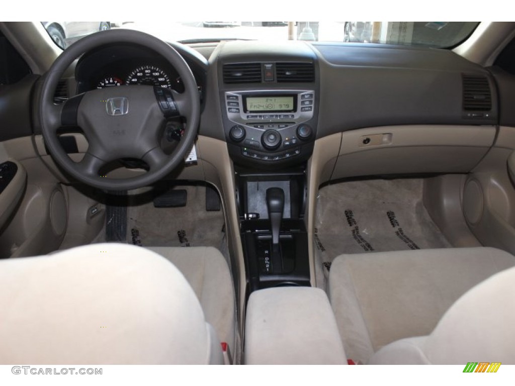 2007 Accord LX Sedan - Taffeta White / Ivory photo #29