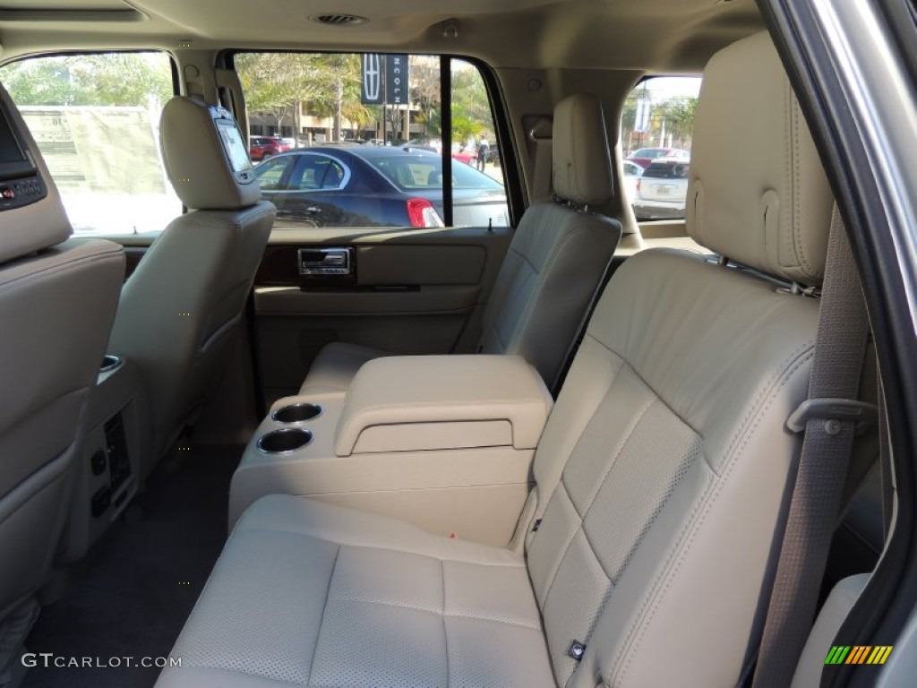 2013 Lincoln Navigator L 4x2 Rear Seat Photo #88924403