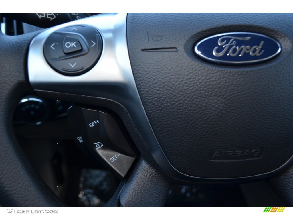 2014 Focus SE Hatchback - Sterling Gray / Medium Light Stone photo #19