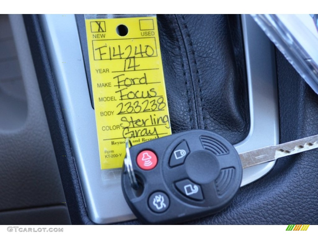 2014 Focus SE Hatchback - Sterling Gray / Medium Light Stone photo #24