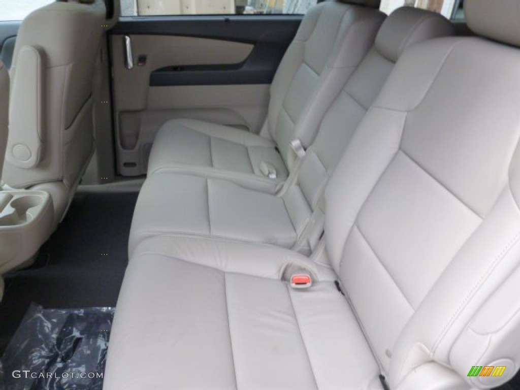 2014 Honda Odyssey Touring Rear Seat Photo #88932788