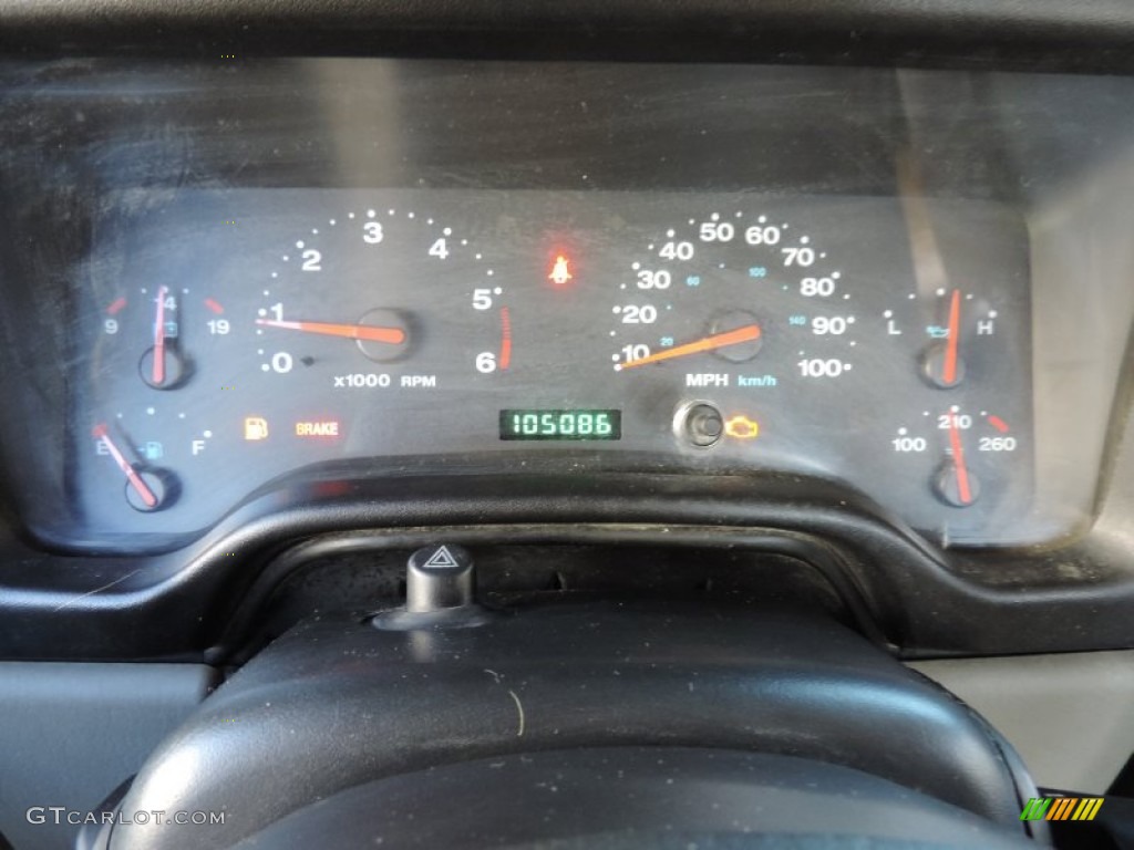 2004 Wrangler SE 4x4 - Electric Lime Green Pearl / Khaki photo #11