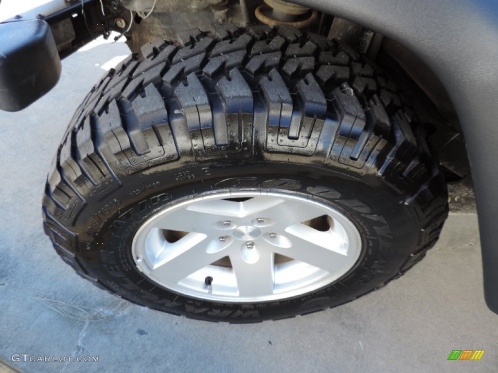 2004 Wrangler SE 4x4 - Electric Lime Green Pearl / Khaki photo #15