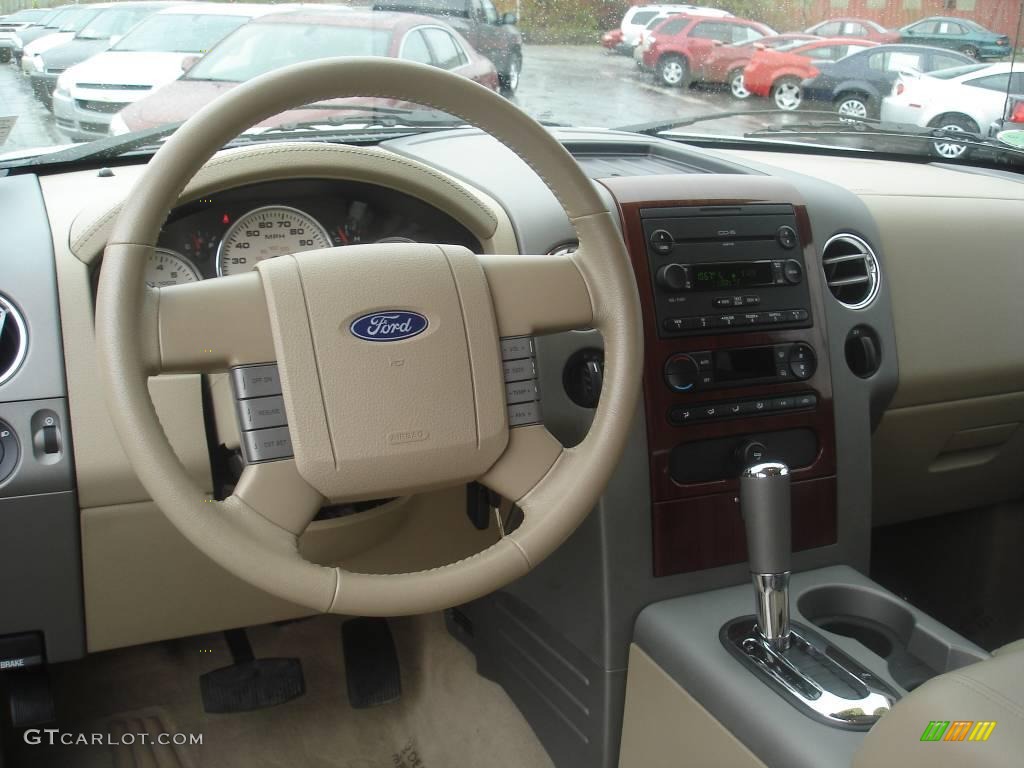 2007 F150 Lariat SuperCab 4x4 - White Sand Tri-Coat / Tan photo #11